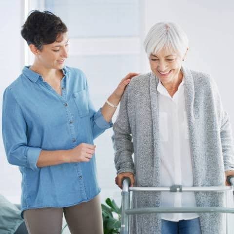Quel délai de rétablissement après une prothèse de hanche ?